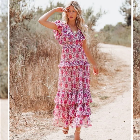 SOHA PAISLEY RUFFLE TIERED MAXI DRESS by VICI - Picture 2 of 4